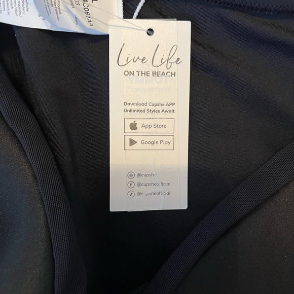 Cupshe Black Halter One Piece Swimsuit with Ruching - Picture 12 of 13